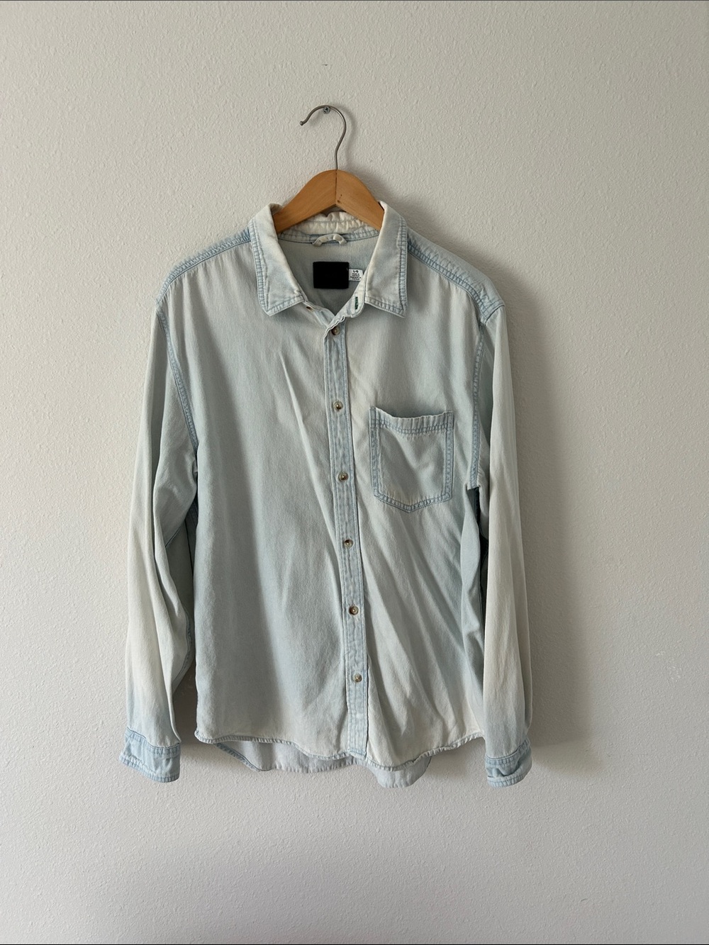 BDG Mens Long Sleeve Button Up
